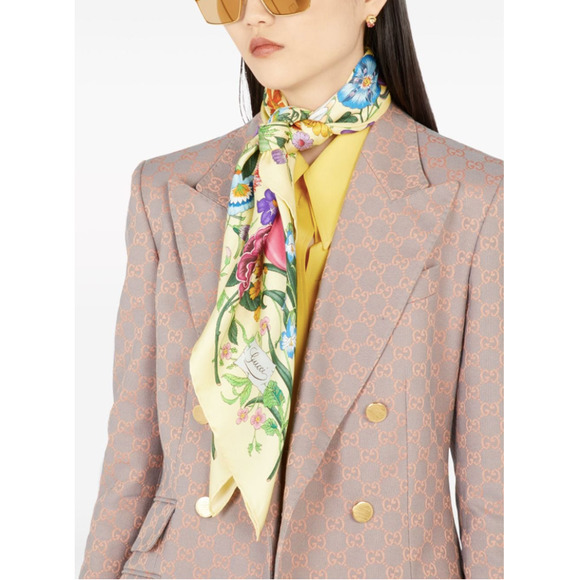 NEW GUCCI FLORA FLORAL SILK SCARF HEAD WRAP NWT! - Picture 4 of 15